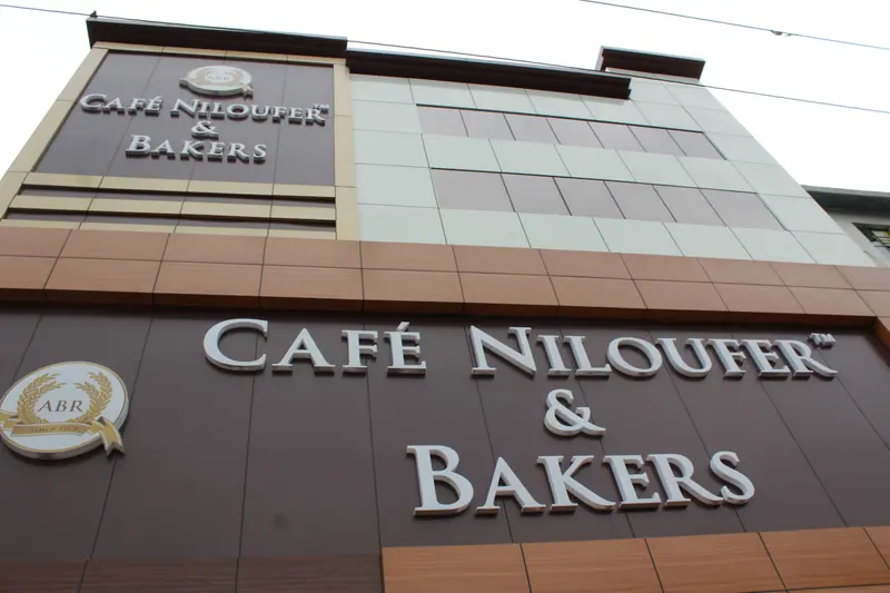 Niloufer Café irani chai Hyderabad