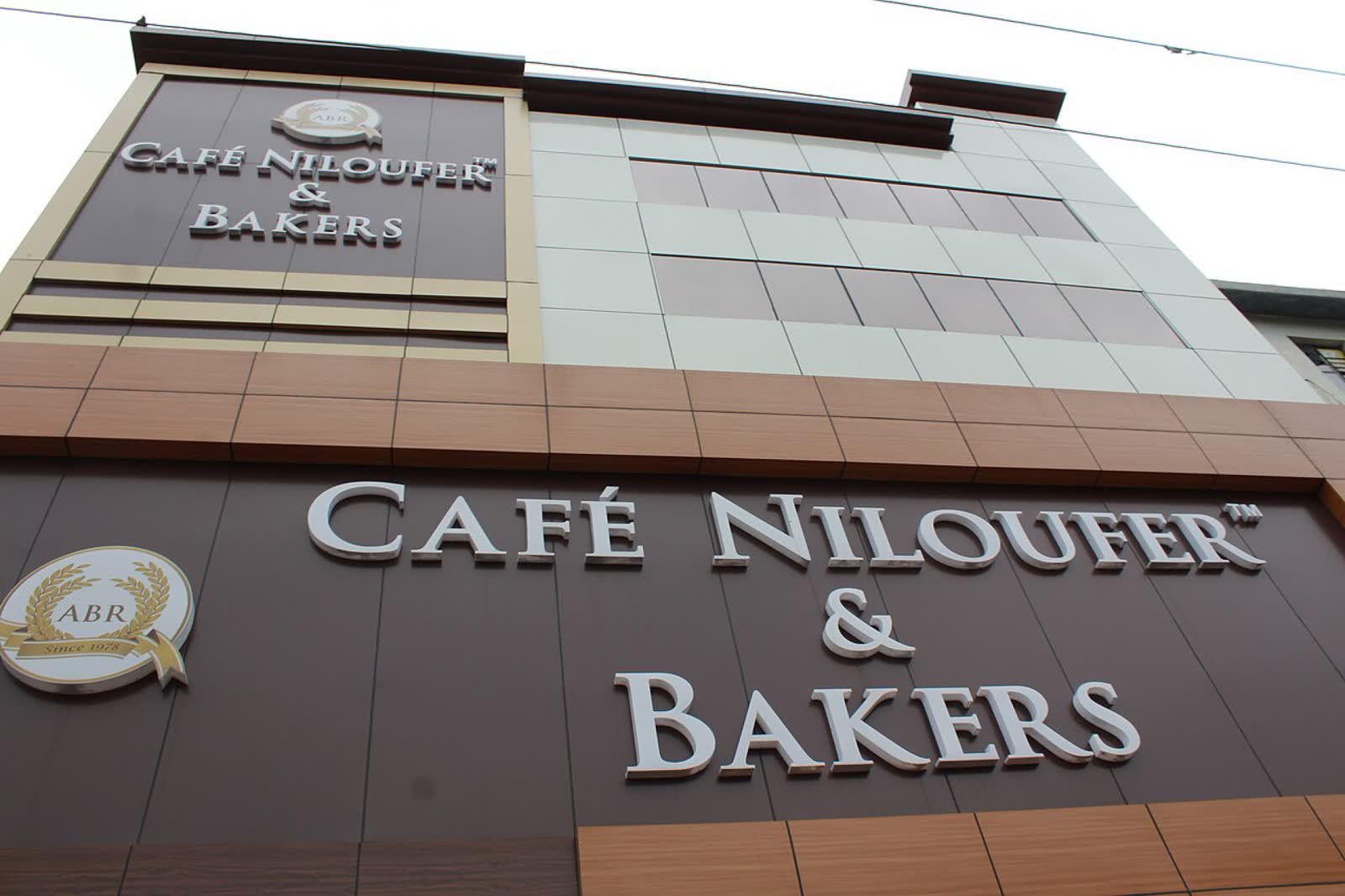 Niloufer Café irani chai Hyderabad